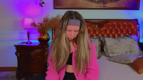 Luna Rishi online show from January 2026 06:18:02 AM