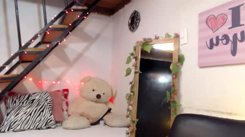 Snapshot of lunasky83 chatting on January 2025 05:37:02 AM luna online show from January 2025 05:37:02 AM