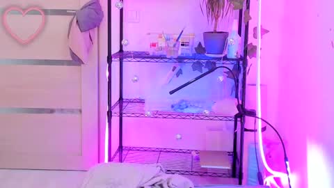 Kate online show from February 2025 05:53:02 AM