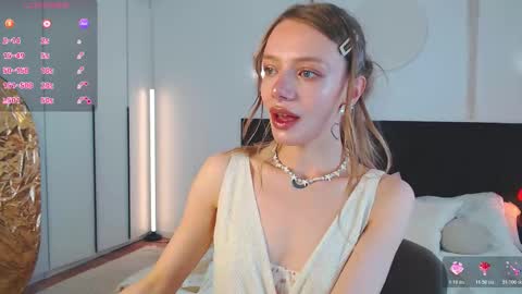 Snapshot of lunaticabae chatting on March 2026 02:37:01 AM LunaticaBae online show from March 2026 02:37:01 AM