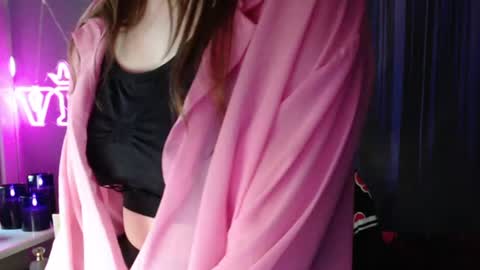 LunaXcherry online show from June 2026 06:20:02 PM