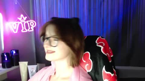 LunaXcherry online show from July 2026 05:44:02 PM