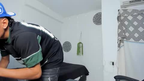 Snapshot of lunay_bigcock420 chatting on October 2025 11:55:02 AM lunay_bigcock420 online show from October 2025 11:55:02 AM