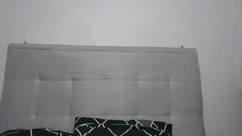 Lunitahot online show from November 2025 06:23:02 AM