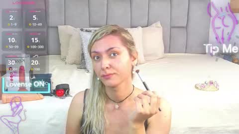 Snapshot of lunitadiva chatting on October 2025 02:09:01 PM lunitadiva online show from October 2025 02:09:01 PM