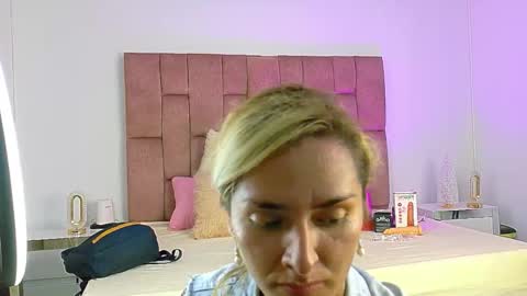 Snapshot of lunitadiva chatting on November 2025 03:12:02 PM lunitadiva online show from November 2025 03:12:02 PM