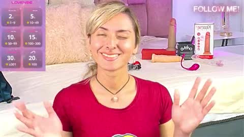 Snapshot of lunitadiva chatting on November 2025 03:49:01 PM lunitadiva online show from November 2025 03:49:01 PM