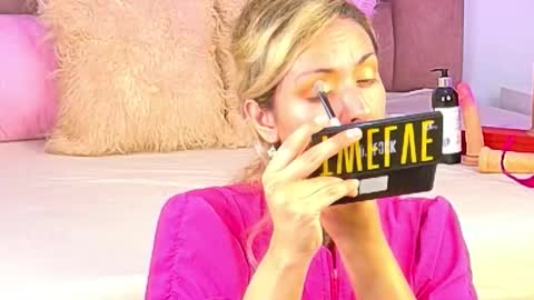 Snapshot of lunitadiva chatting on December 2025 01:42:01 PM lunitadiva online show from December 2025 01:42:01 PM