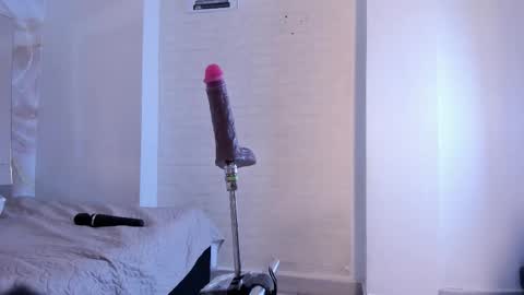 lunna__tylor online show from February 2026 06:22:01 AM