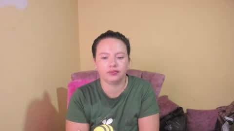 Snapshot of lunnadoll chatting on June 2026 04:39:02 AM Katty what ever do you want on my pv is for extra tokens minimi 250 tks ty u for understand online show from June 2026 04:39:02 AM