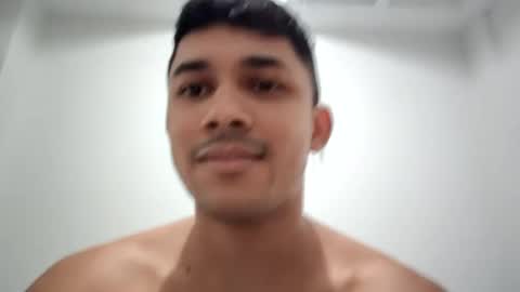Snapshot of lunnybrown chatting on October 2025 04:11:01 AM lunny online show from October 2025 04:11:01 AM