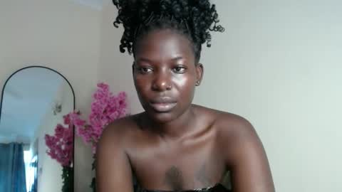 luo_queen online show from February 2026 08:59:02 AM