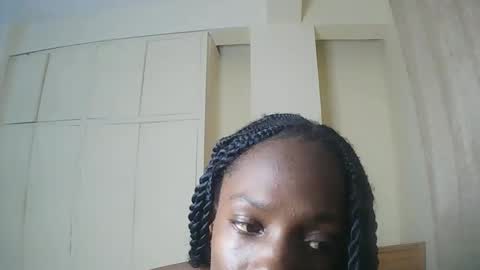Lion online show from May 2026 07:44:02 PM