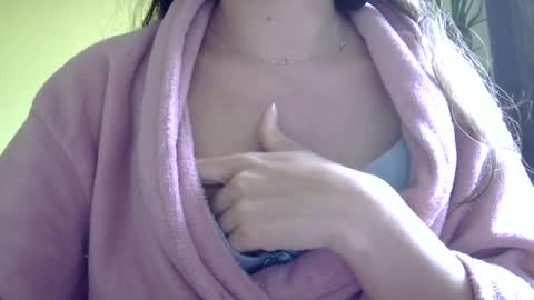 lupitaoxiton online show from July 2026 07:23:02 PM