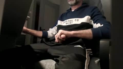 Snapshot of lure4beef chatting on December 2024 10:00:02 PM lure4beef online show from December 2024 10:00:02 PM