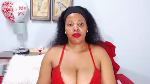 Snapshot of lusciousboobzz chatting on February 2026 06:48:01 PM lusciousboobzz online show from February 2026 06:48:01 PM