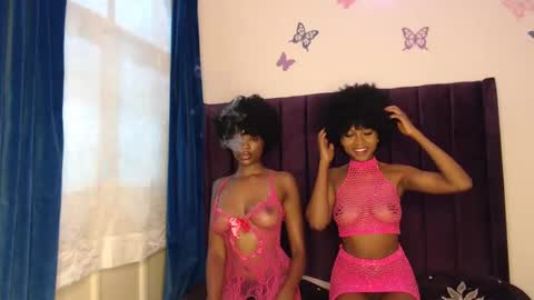 Karly    follow for next broadcast updates kisses online show from February 2025 06:32:02 PM