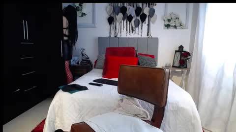 Snapshot of lust_mom chatting on November 2025 01:23:01 PM Angela 3 online show from November 2025 01:23:01 PM