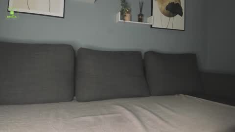 Stephany Richards online show from October 2025 05:21:02 AM