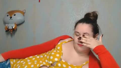 lustifulm online show from April 2026 11:18:01 PM