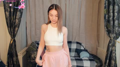 Snapshot of lusty_miss_di chatting on February 2025 07:04:01 PM Isabel online show from February 2025 07:04:01 PM