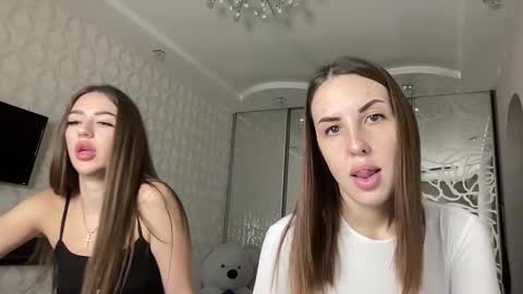 Snapshot of lustykitten1 chatting on December 2025 10:46:02 AM lustykitten1 online show from December 2025 10:46:02 AM