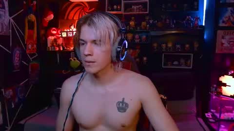 lustymatt online show from October 2025 08:36:01 AM