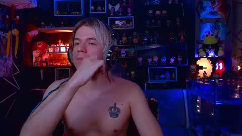 lustymatt online show from December 2025 02:39:02 AM