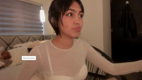 Snapshot of luucy___ chatting on February 2025 03:52:01 PM Lu online show from February 2025 03:52:01 PM