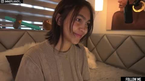 Snapshot of luucy___ chatting on September 2025 12:49:02 PM Lu online show from September 2025 12:49:02 PM