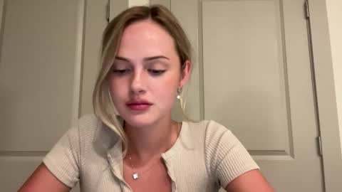 Aimee online show from April 2026 02:37:02 AM