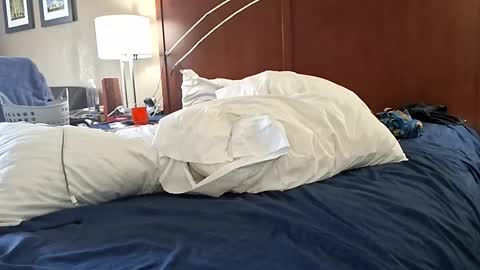 Snapshot of luvbug555 chatting on November 2025 07:24:01 PM luvbug555 online show from November 2025 07:24:01 PM