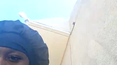 Snapshot of luvbug555 chatting on November 2025 03:00:02 PM luvbug555 online show from November 2025 03:00:02 PM