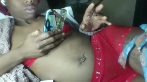 Snapshot of luvbug555 chatting on December 2025 09:05:01 AM luvbug555 online show from December 2025 09:05:01 AM