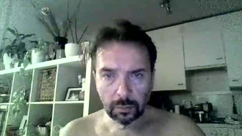 Snapshot of luvly chatting on October 2025 10:01:01 PM Luvly online show from October 2025 10:01:01 PM