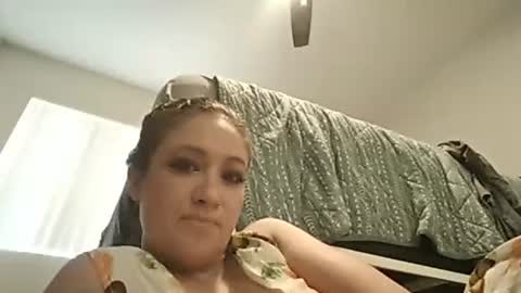 Snapshot of luvmypuzelicked chatting on March 2025 09:04:02 PM luvmypuzelicked online show from March 2025 09:04:02 PM