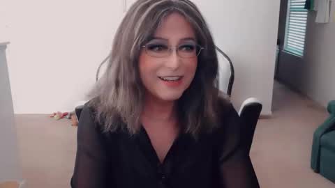 Britney online show from October 2025 05:04:02 PM