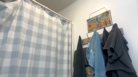 Snapshot of luvtobenude21 chatting on November 2025 12:26:01 PM Joe and Sarah online show from November 2025 12:26:01 PM