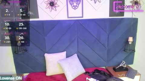 Snapshot of lux_bitchx chatting on September 2025 11:28:02 PM lux_bitchx online show from September 2025 11:28:02 PM