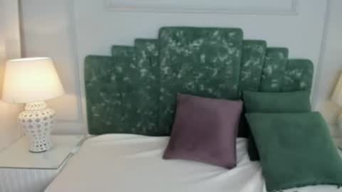 lux_bitchx online show from June 2026 02:22:01 AM