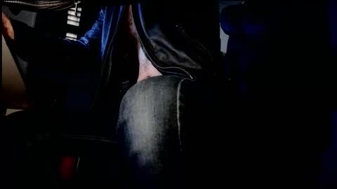 Im a   -  CAMGUY YOU  LIKE to FUCK online show from November 2025 01:05:01 AM