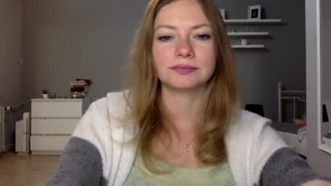 Millie online show from November 2025 10:42:02 PM