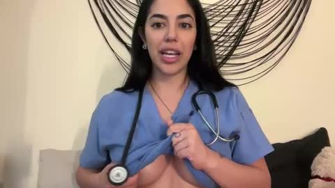 Snapshot of luxcher22 chatting on February 2025 06:13:02 AM luxcher22 online show from February 2025 06:13:02 AM