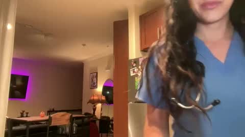 Snapshot of luxcher22 chatting on November 2025 04:35:01 AM luxcher22 online show from November 2025 04:35:01 AM