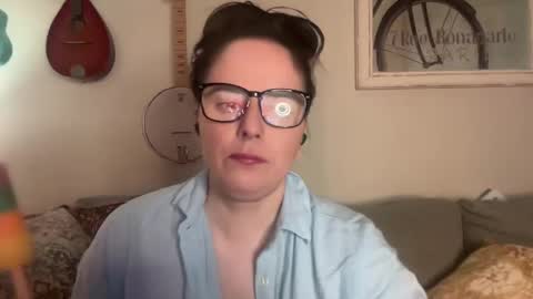 Snapshot of luxe_lola chatting on January 2025 10:31:01 AM Luxy online show from January 2025 10:31:01 AM