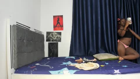 luxedollxoxoo online show from April 2026 07:55:02 PM