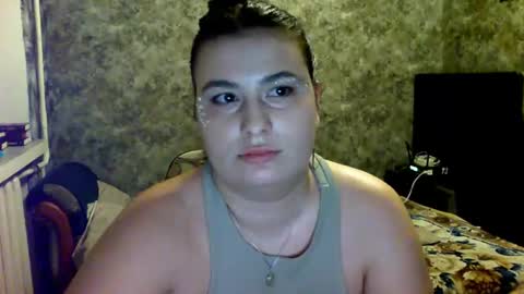 Snapshot of luxie_milady chatting on March 2025 11:46:01 PM Stefany online show from March 2025 11:46:01 PM