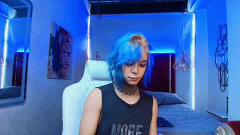 Snapshot of luxiel_ chatting on July 2026 09:21:02 PM Luxiel 3 online show from July 2026 09:21:02 PM