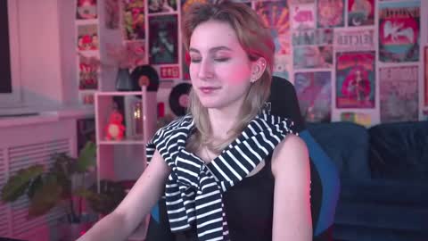 Ray online show from February 2025 06:00:01 PM