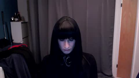 LucyfurXd online show from May 2026 09:50:02 AM